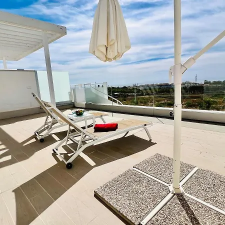 Sea View Penthouse *
